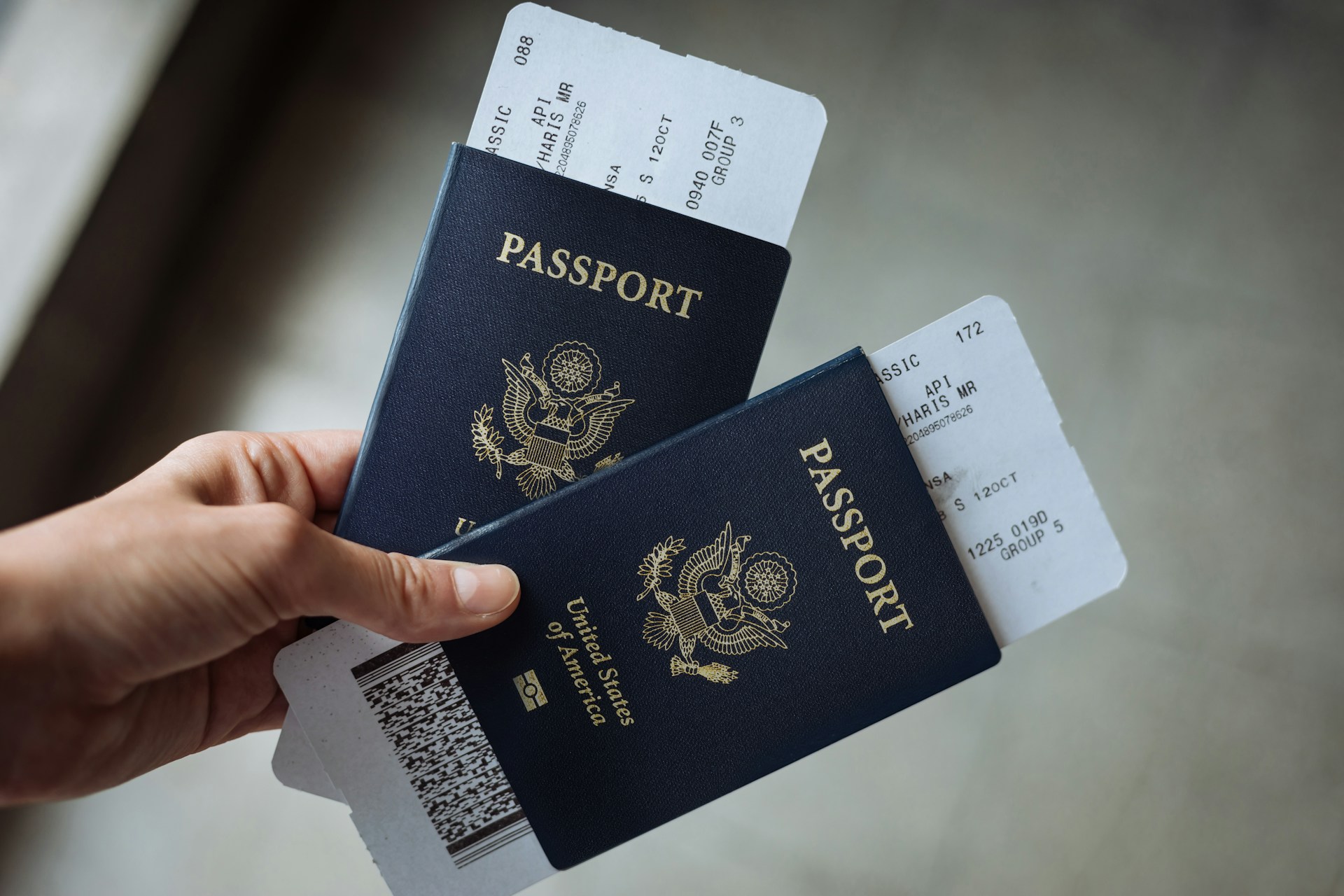 36 or 60 pages? How to choose your passport booklet